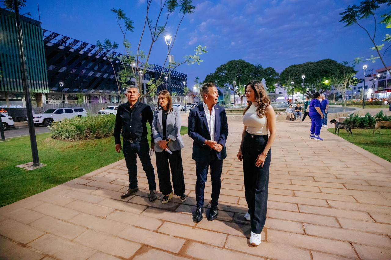 Jalisco estrena Plaza de la República