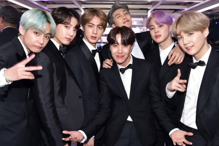 Sheinbaum recibirá a banda coreana BTS en Palacio Nacional