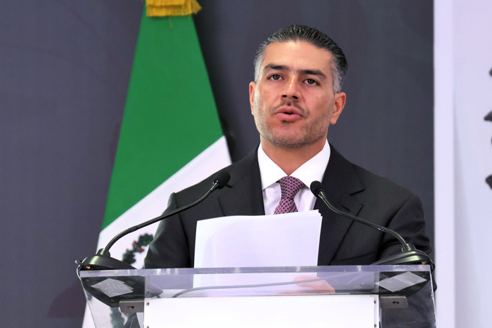 Detienen a ocho presuntos delincuentes y cae 