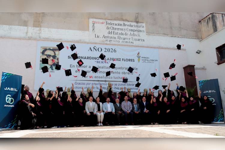 Se gradúan de bachillerato 34 agremiados de la FROC CONLABOR Jalisco