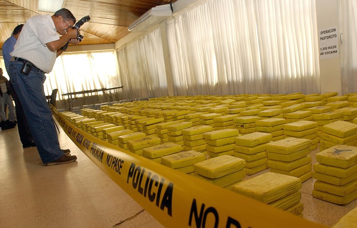 Incautan 26 bultos de cocaína en Guerrero