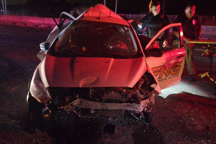 Persecución policial termina en choques
