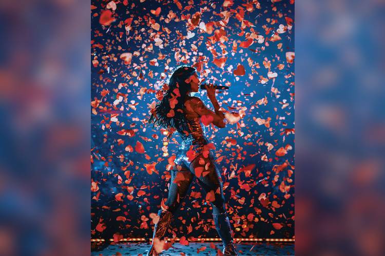 Dua Lipa lanzará película y disco
