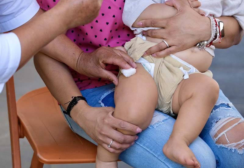 Alcanza Jalisco cobertura total vs. sarampión en menores de 18 meses