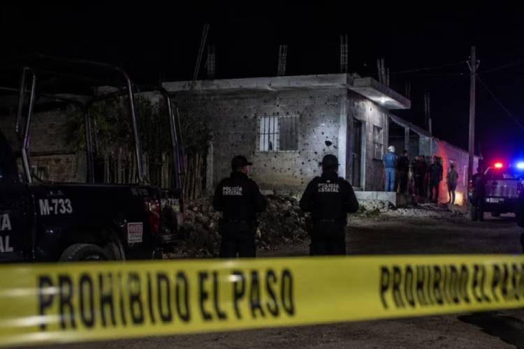 Comando armado asesina a 10 integrantes de una familia en Tehuitzingo, Puebla