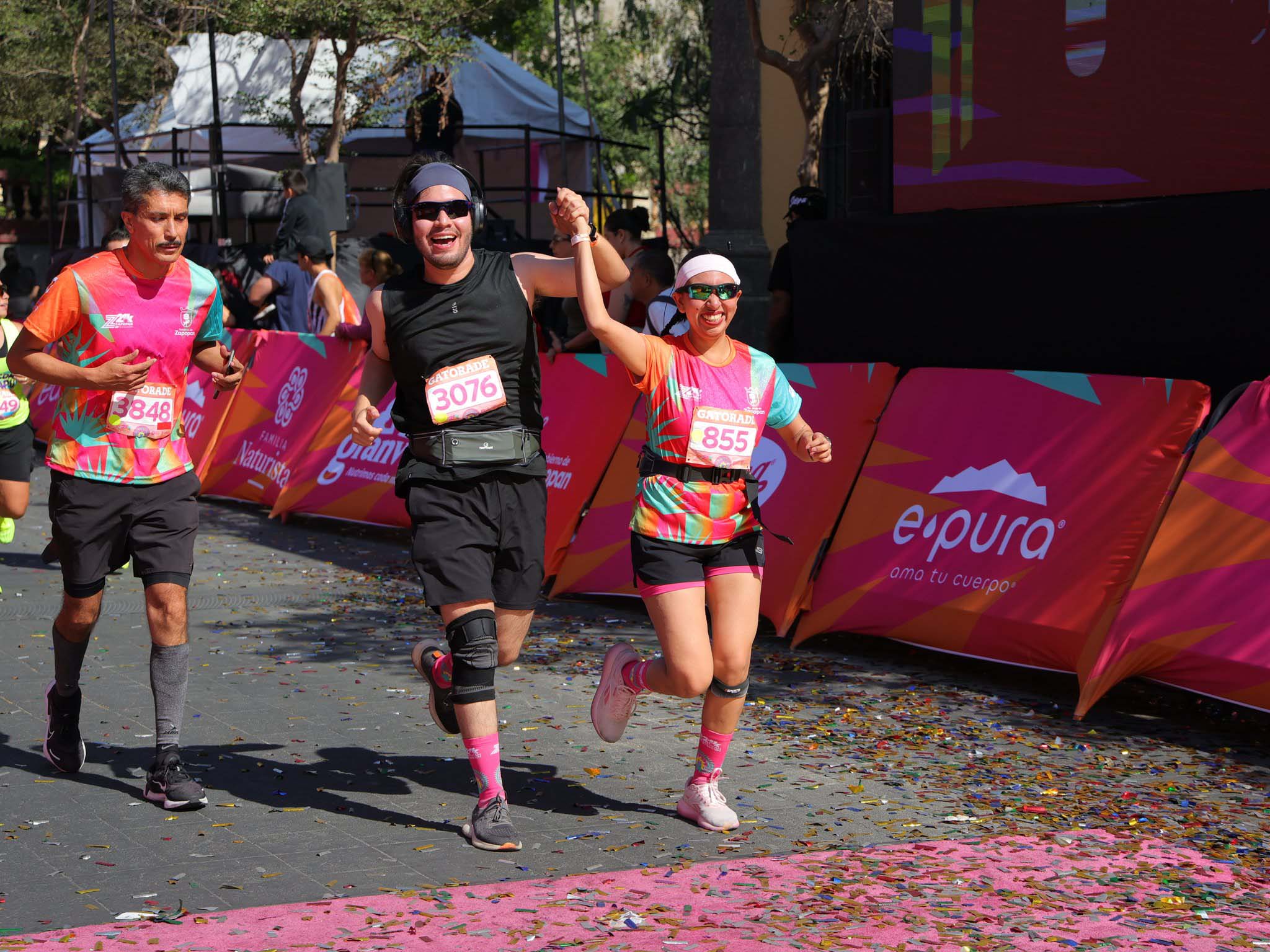 Corren 8 mil en Medio Maratón de Zapopan
