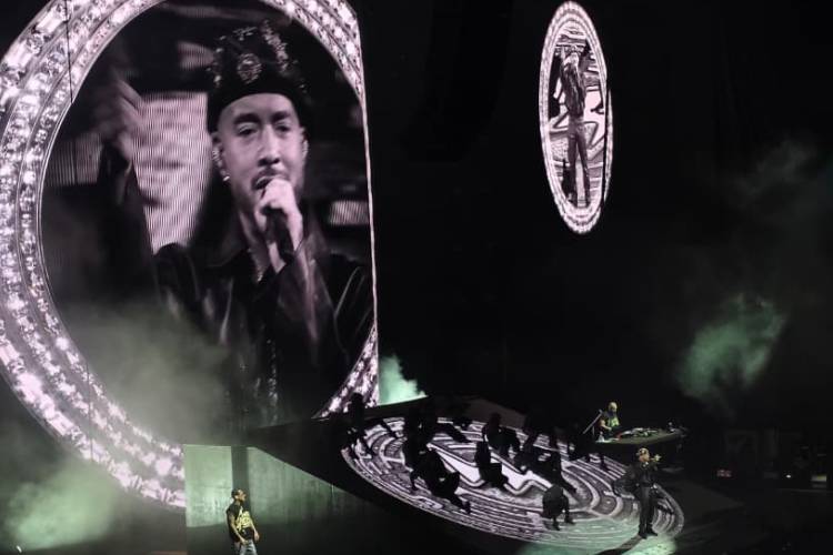 J Balvin enciende la Arena VFG con “La ciudad de la primavera”