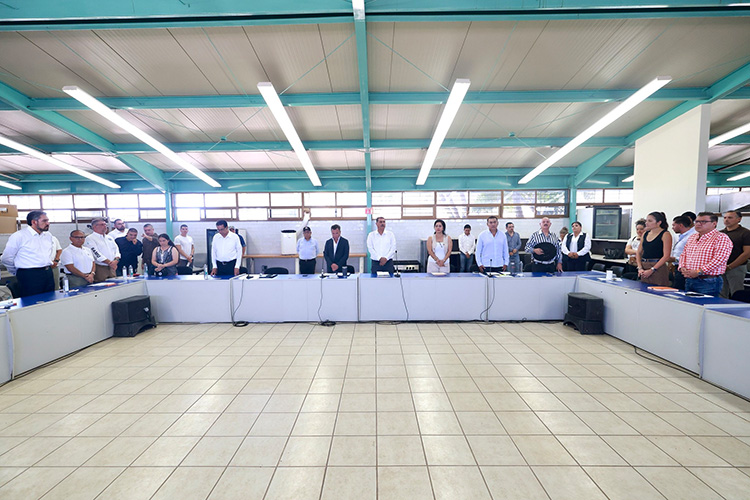 Lemus se reúne en Amatitán con afectados 