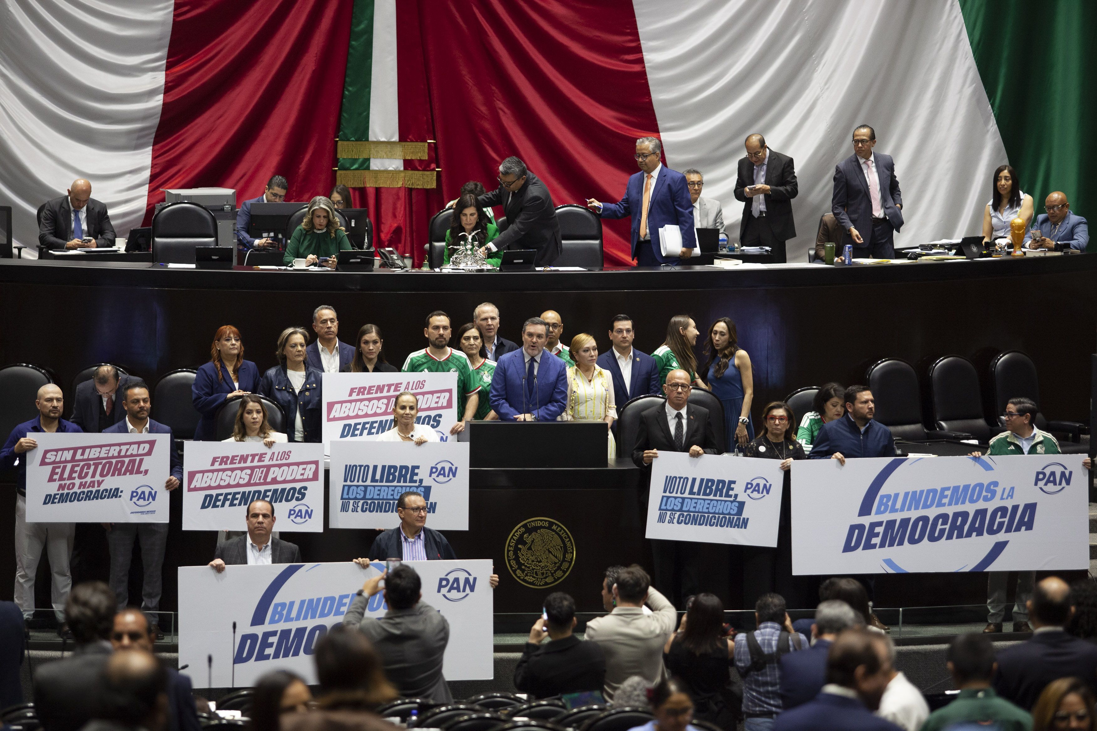 Reforma judicial de Morena busca mantener control político sobre tribunales