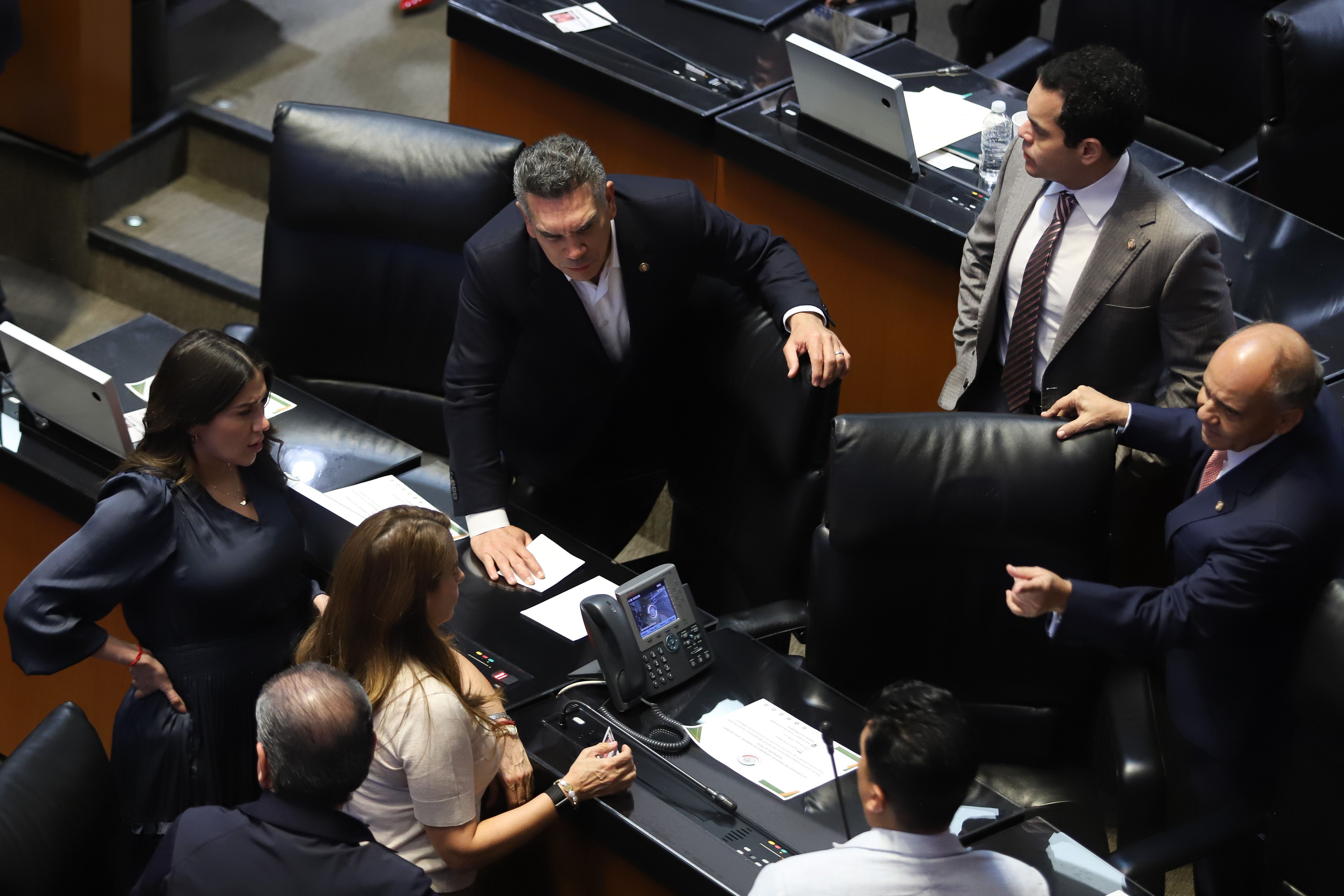 PRI rechaza reforma para aplazar elección judicial 