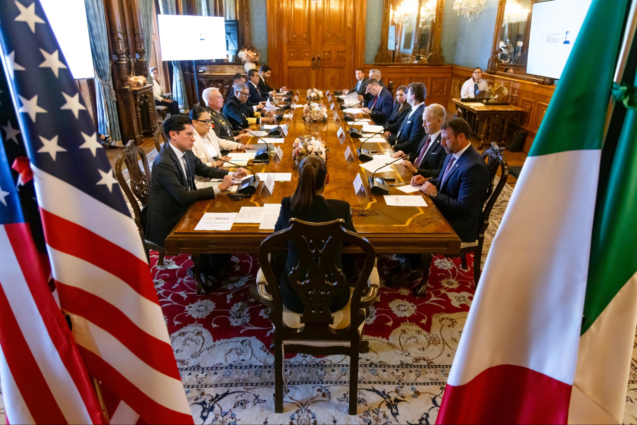 Sheinbaum acuerda con Mullin 'cooperación con respeto' entre Méxoco y EEUU