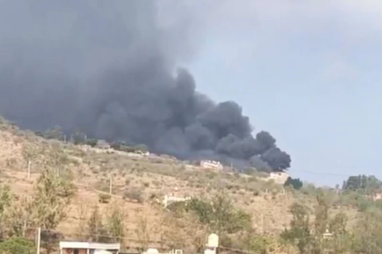 Despliegan operativo en Cotija tras ataques armados y narcobloqueos