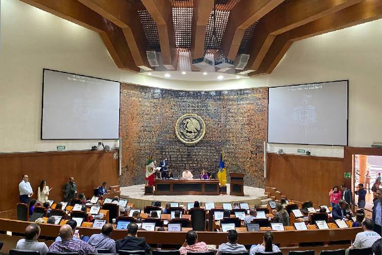 Legisladores solicitan revisar atención a víctimas indirectas e impulsar capacitación en búsqueda