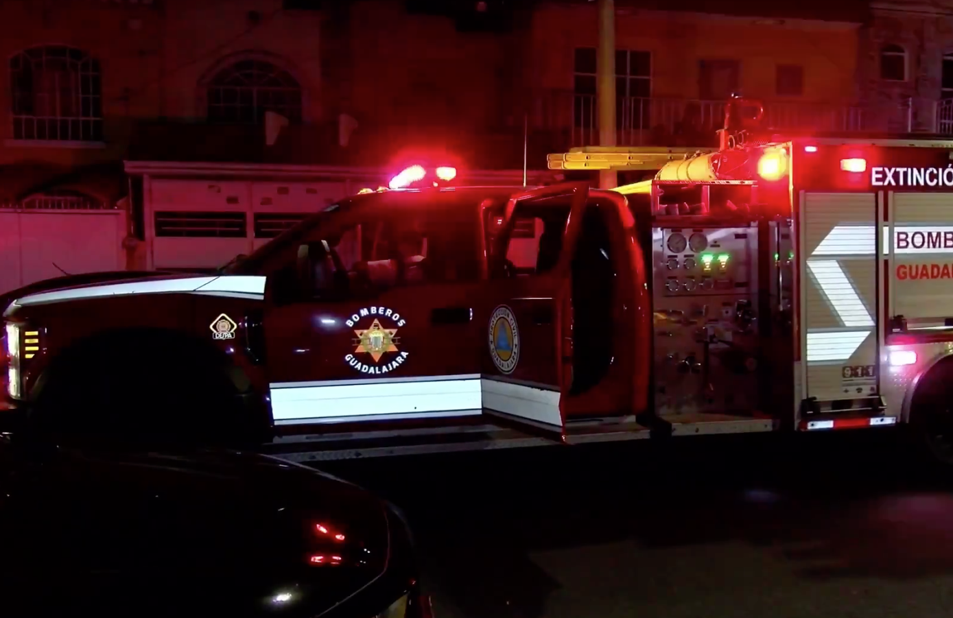 Incendio moviliza a cuerpos de emergencia