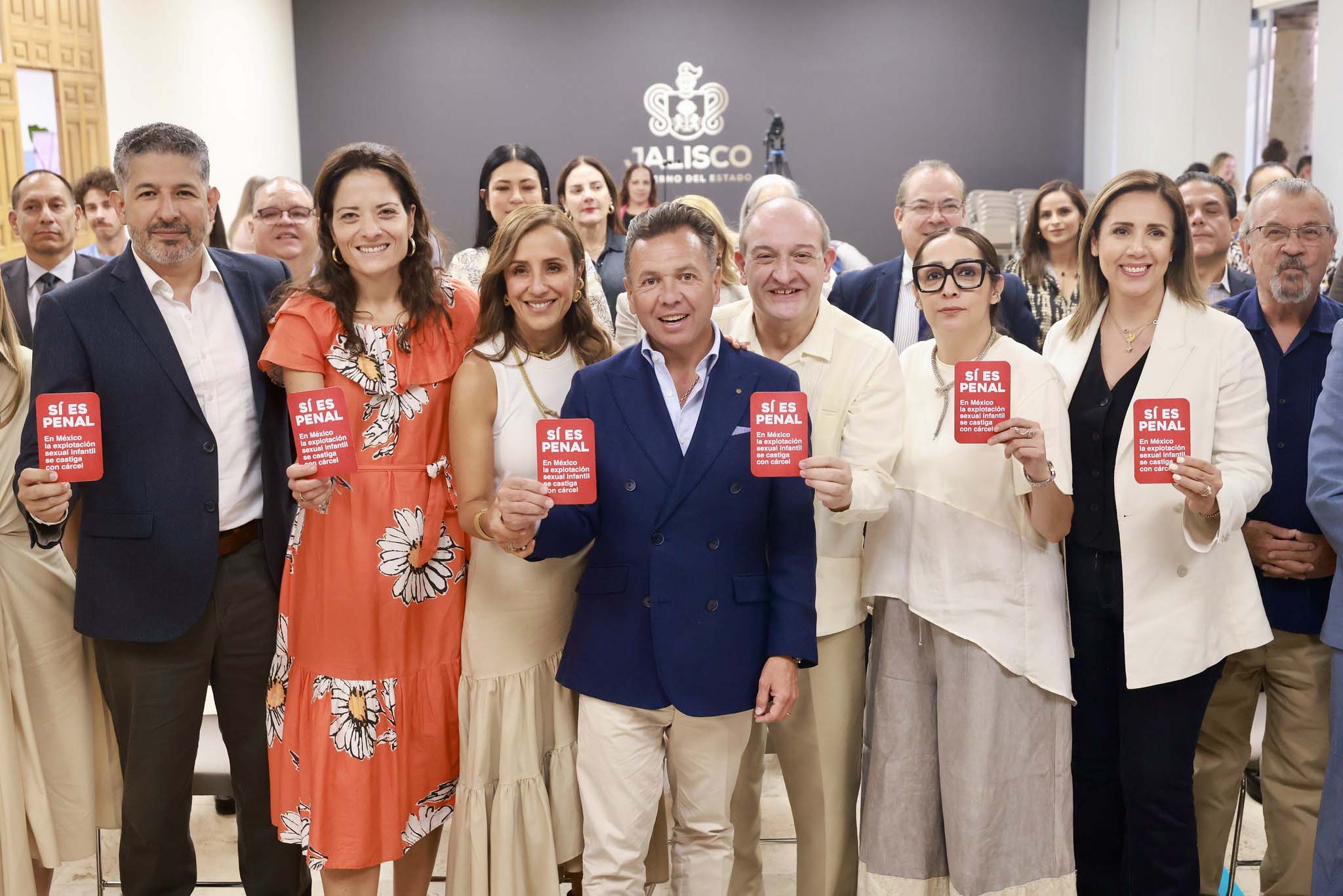 Van por protección de niñez en el Mundial