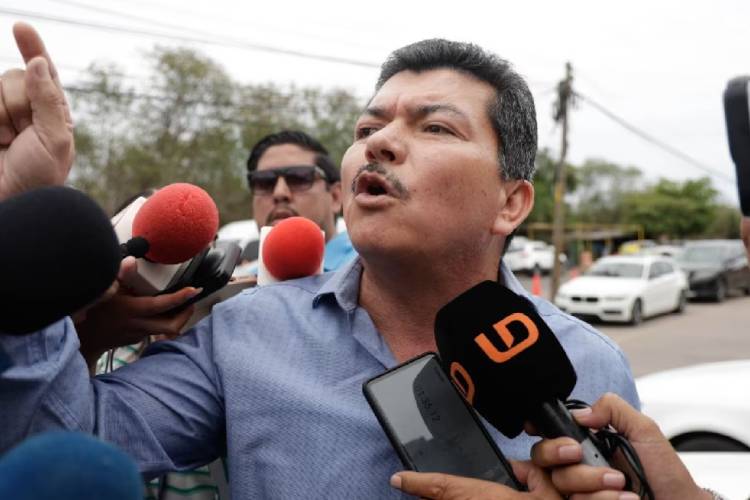 Exjefe de la Policía de Investigación de Sinaloa niega haberse entregado a autoridades de Estados Unidos