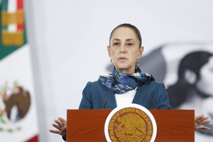 Sheinbaum inaugura primera fase del AICM