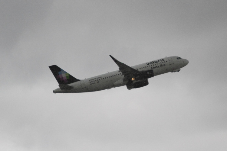 Volaris inaugura 10 nuevas rutas desde GDL y Puerto Vallarta