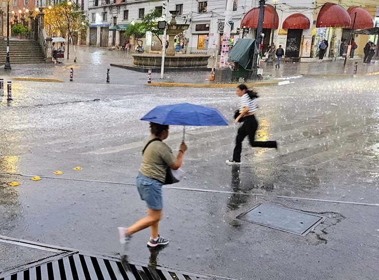 Prevén lluvias arriba de lo normal durante junio