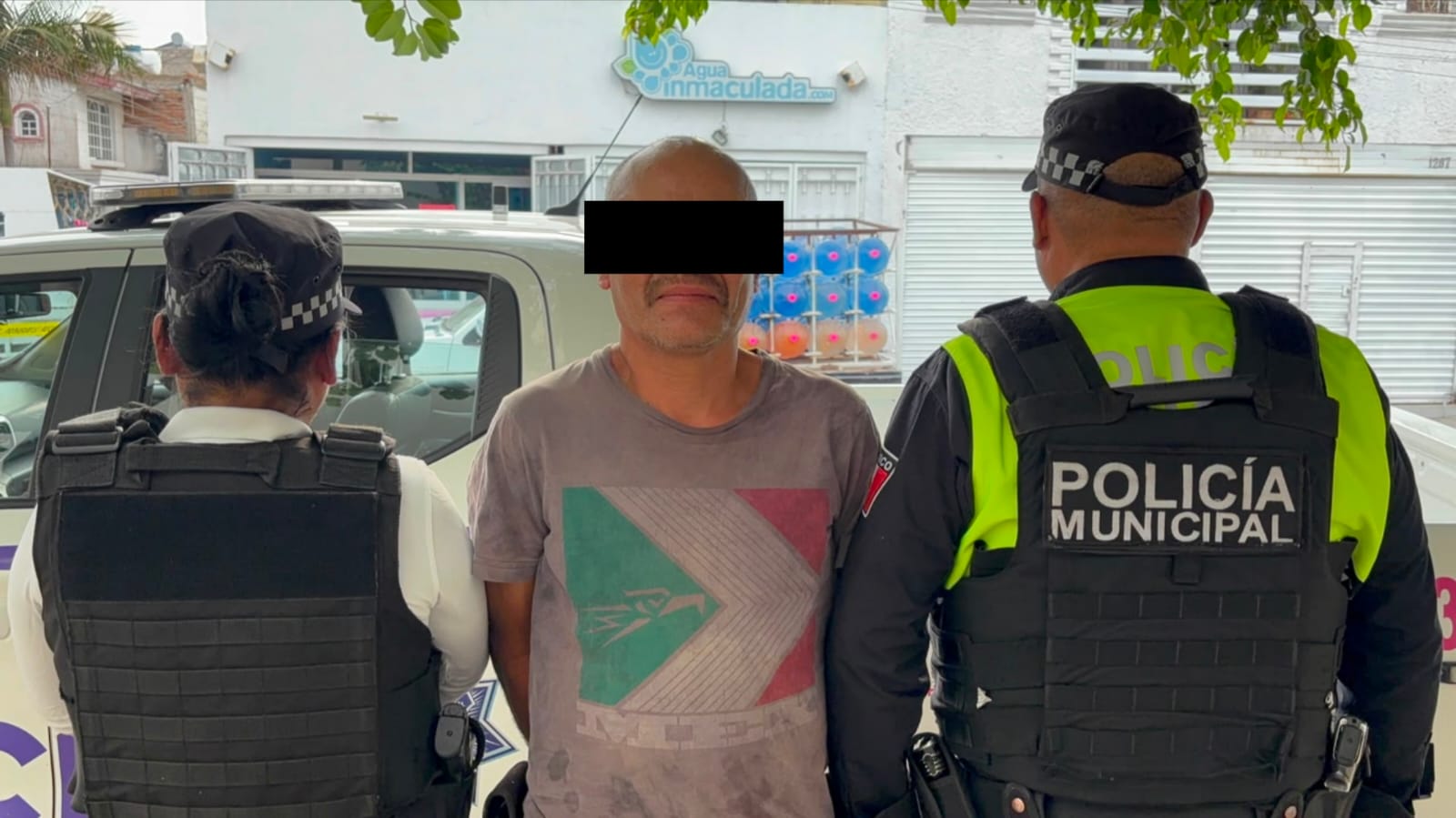 Detienen a hombre por maltrato animal en Tonalá