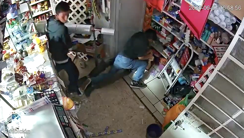 Fiscalía investiga violento asalto a tienda