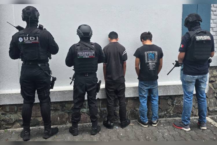 Detienen a dos adolescentes por robo con violencia a tienda