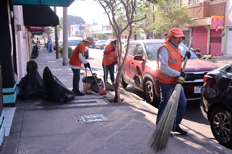 Multan a 128 negocios tapatíos durante operativo Alerta Limpia