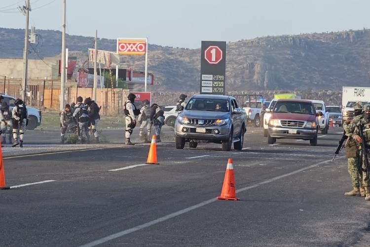 Despliegan operativo de seguridad en la comunidad de Casa Blanca, Durango