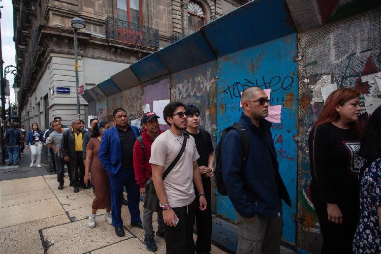 Presidenta condiciona asistencia al Fan Fest del Mundial por protestas del CNTE