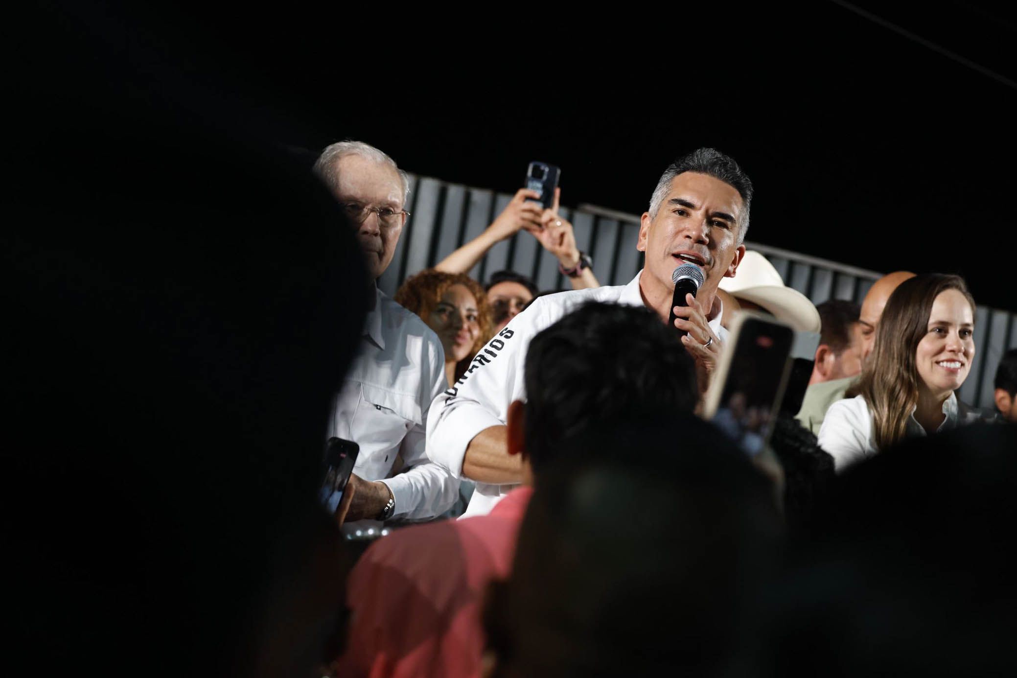Alito Moreno atribuye triunfo del PRI en Coahuila a los resultados del gobierno