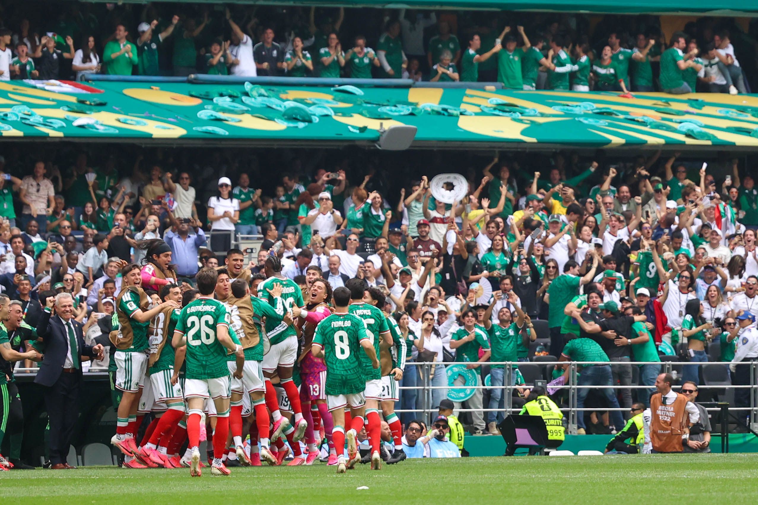 México vence a Sudáfrica en el inicio del Mundial