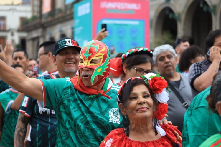 Aficionados comienzan a llegar al Fan Fest de Guadalajara