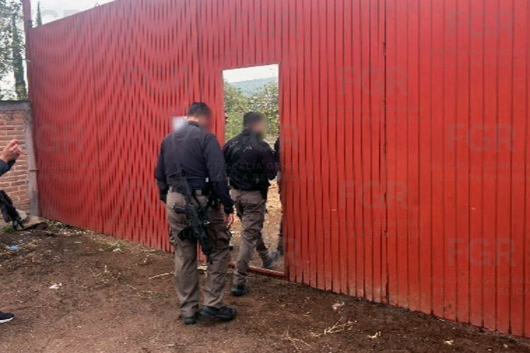 Aseguran más de 22 mil litros de huachicol y clausura dos tomas