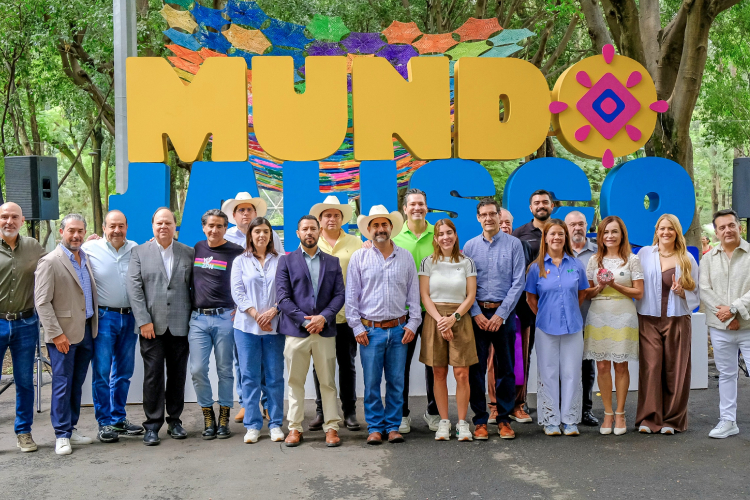 Inauguran Mundo Jalisco en el Parque Agua Azul para impulsar artesanías