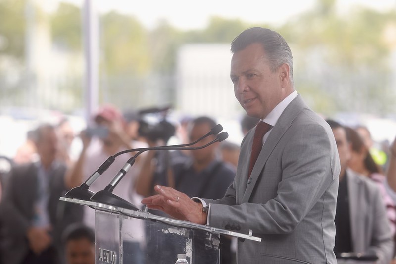Por partido de México, suspenden clases el jueves