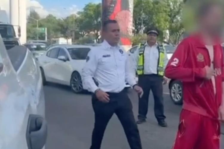 Detienen a conductor por amenazar con navaja a agentes viales