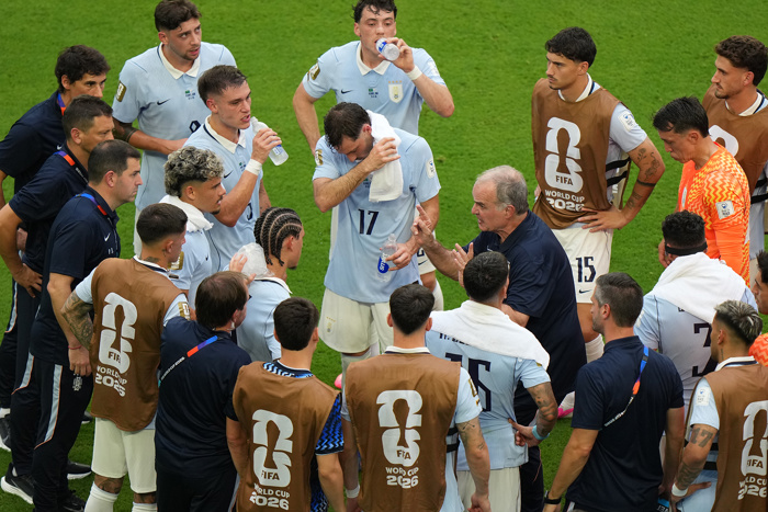 Bielsa lamenta empate de Uruguay ante Arabia Saudí