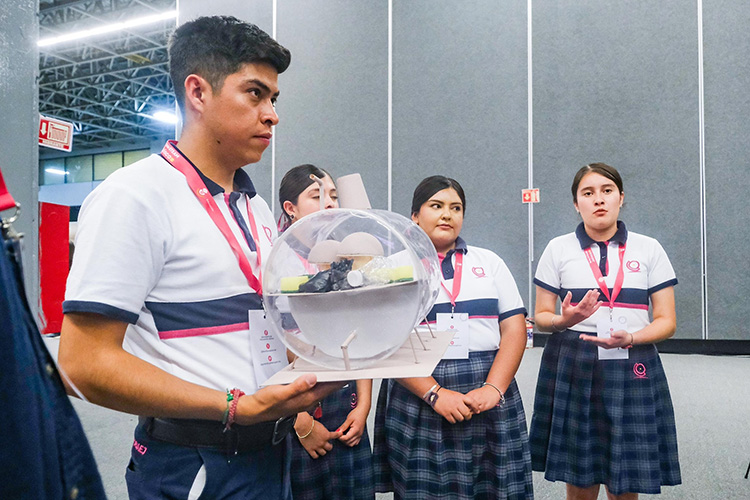 Impulsarán a 8 mil alumnos para convertir proyectos en empresas