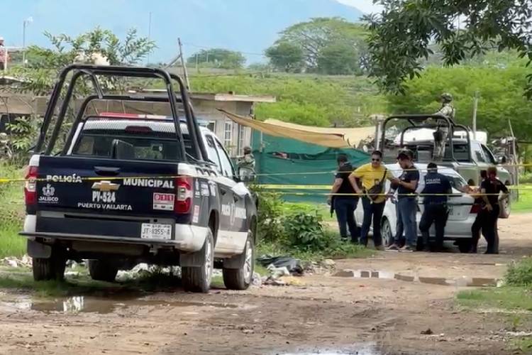 Encuentran cuerpo en canal de Puerto Vallarta