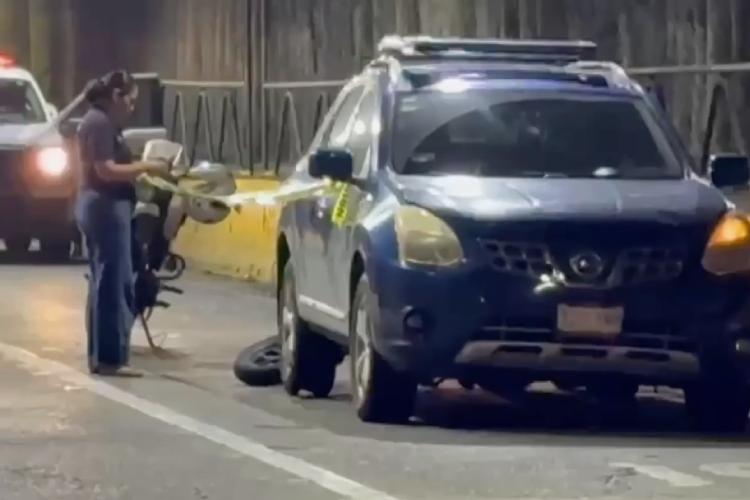Muere motociclista tras choque múltiple en túnel de avenida Hidalgo