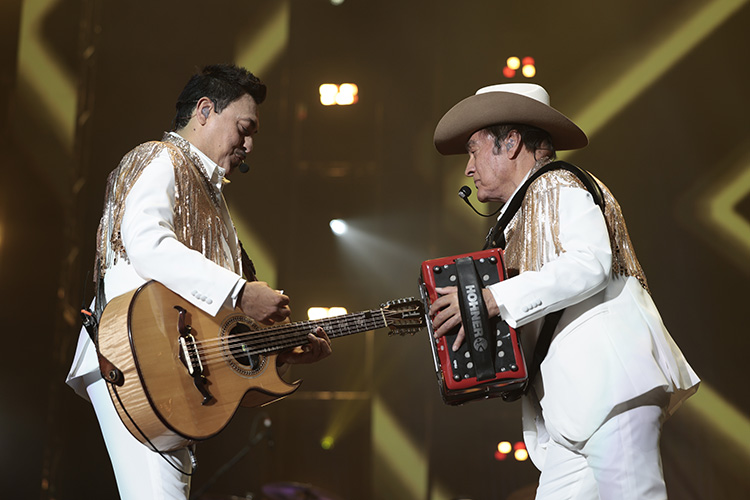 Los Tigres del Norte y su idilio con la CDMX