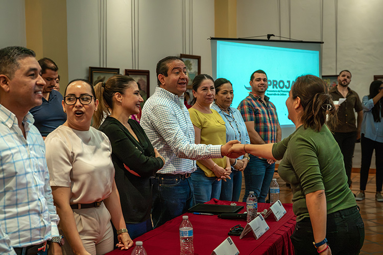 Projal entrega más de $5 millones a negocios 