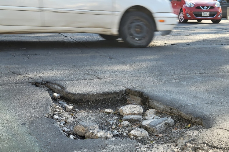 Reporta Guadalajara la reparación de  4 mil 800 baches en mes y medio