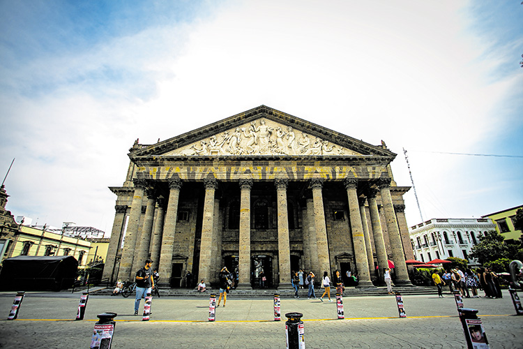 Un viaje por la vida del Teatro Degollado