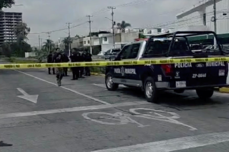 Localizan cuerpo en un canal de Zapopan