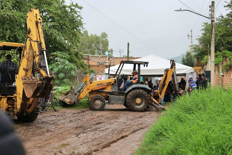 Inician rehabilitación de calles y construcción de parque en Tlajomulco
