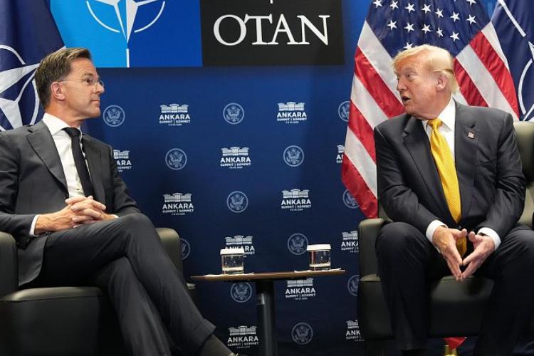 Donald Trump pide cortar el comercio con España