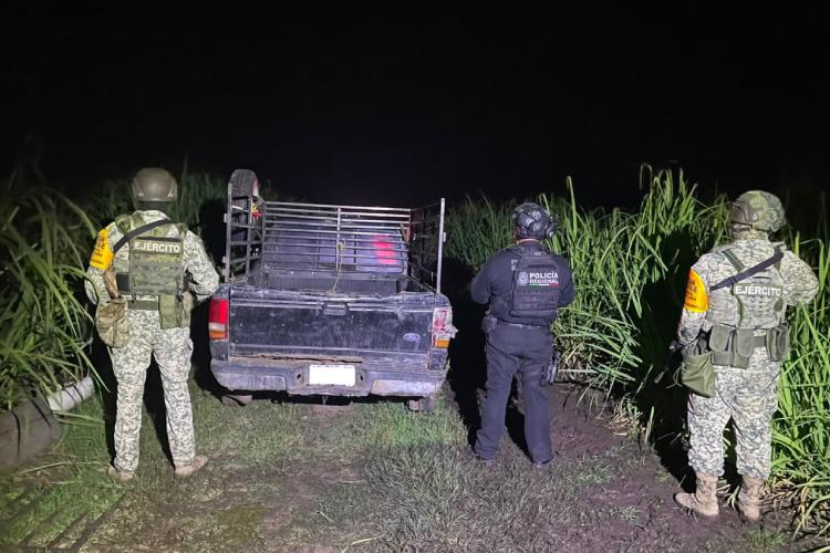 Atacan a balazos a policías de Cocula