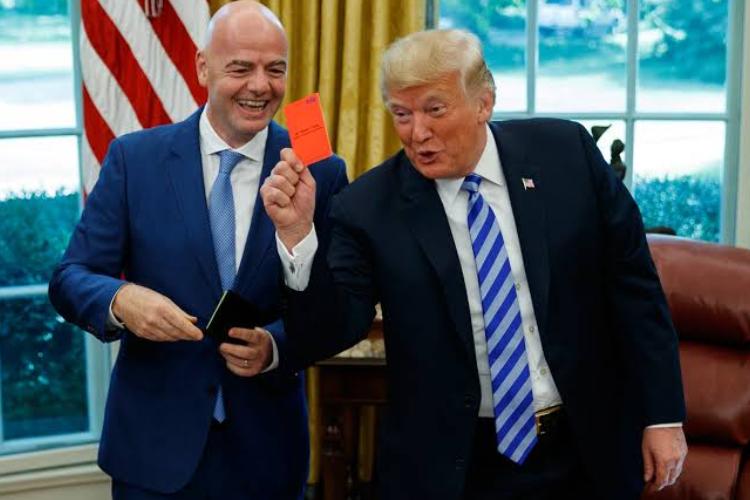 Trump reconoce que pidió una revisión a Infantino por la tarjeta roja a Balogun