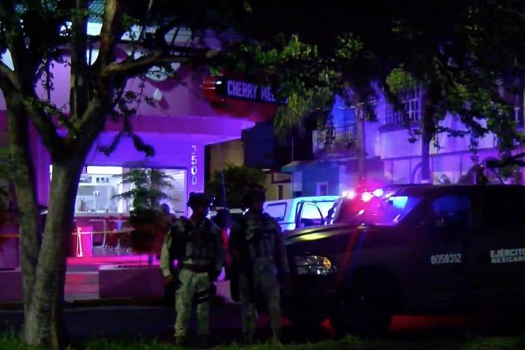 Asesinan a balazos a un hombre dentro de una nevería